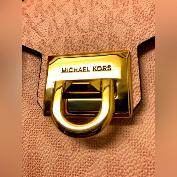 💥Moving to @the_bag_guy💥Michael Kors - Manhattan - DK PWDR BLSH - MD SATCHEL - Picture 2 of 16